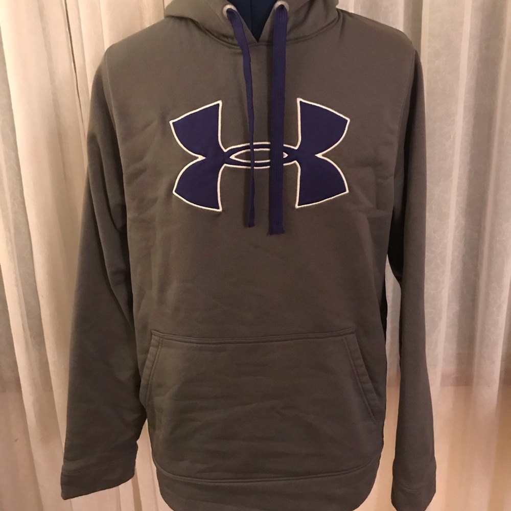 UnderArmour sweatshirt